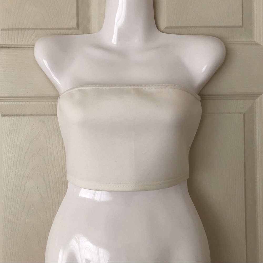 PrettyLittleThing Scuba Bandeau Crop Top  Size 8